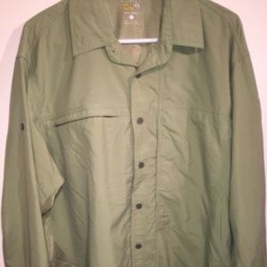 Mens Mountain Hard Wear Vented Button Front XL